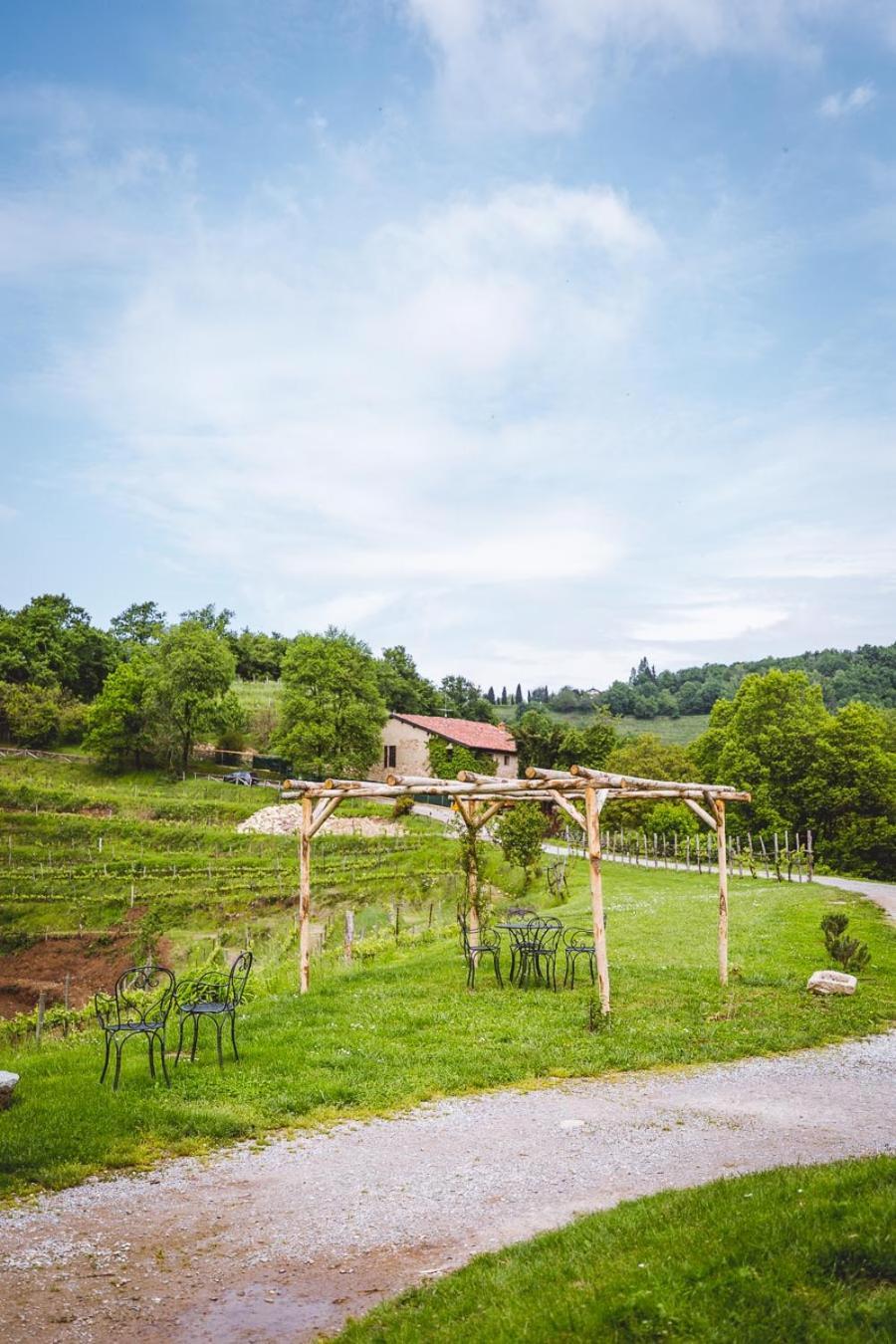 Agriturismo La Costa - Casa Vacanze Rovagnate Eksteriør bilde