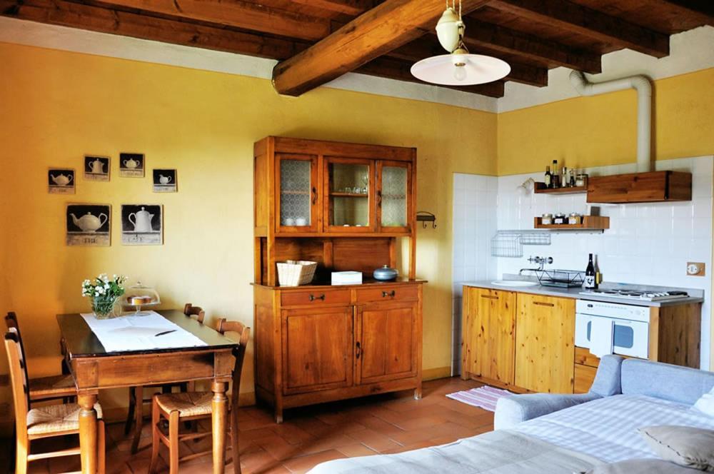 Agriturismo La Costa - Casa Vacanze Rovagnate Eksteriør bilde