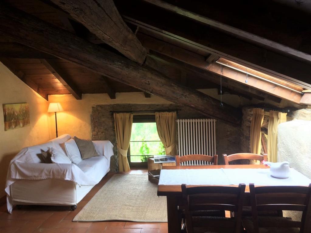 Agriturismo La Costa - Casa Vacanze Rovagnate Eksteriør bilde